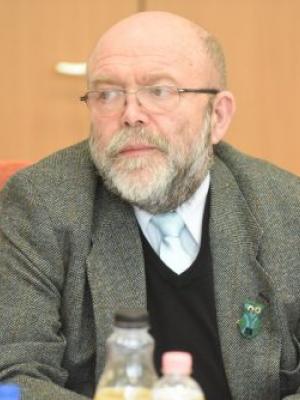 Dr. Kiss János profilképe