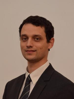 Dr. Németh Áron profilképe