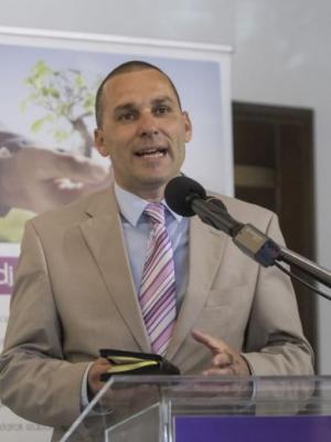 Dr. Hodossy-Takács Előd profilképe