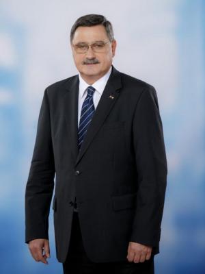 Profile picture of Dr. Hörcsik Richárd